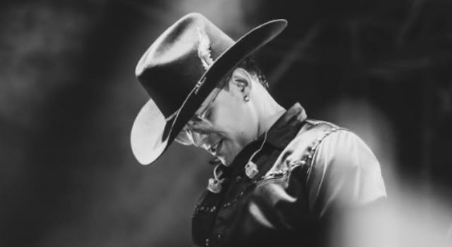 Bogotá recibe restos de Yeison Jiménez y víctimas del siniestro aéreo en Boyacá