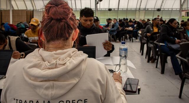 Con o sin experiencia: estas son las 913 vacantes disponibles hoy en Bogotá