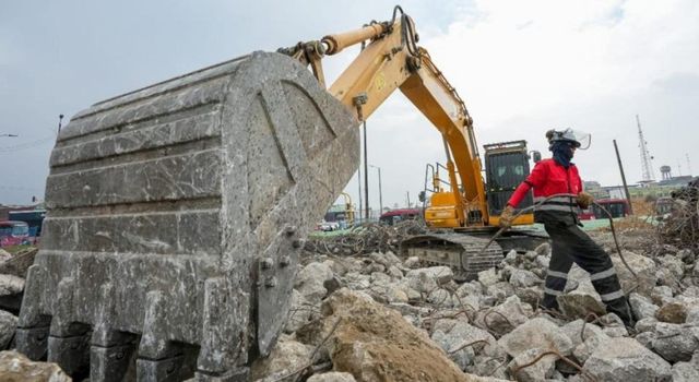 Cierre en la carrera 68 genera desvíos inesperados: esto debes saber