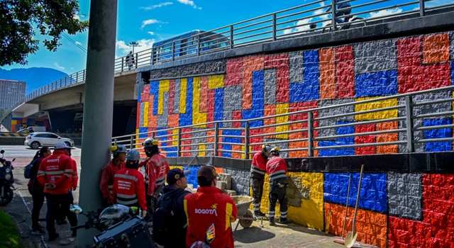 Se les acabó el escondite: sellan huecos donde delincuentes se ocultaban en avenida de Bogotá