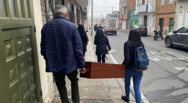 Tras 40 años de búsqueda, familia en Soacha recibe restos de desaparecido del conflicto