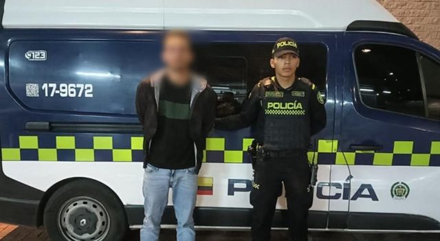 VIDEO | Quedó grabado robando en TransMilenio y fue capturado minutos después