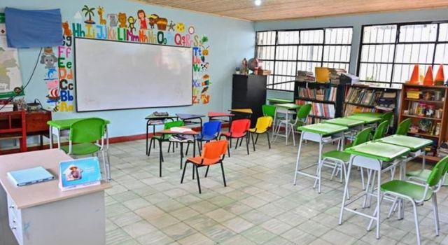 Más recursos para que estudiar sea digno: servicios y limpieza en colegios de Cundinamarca