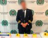 Capturan a falso piloto en Bogotá: llevaba 10 kilos de cocaína adheridos a su cuerpo