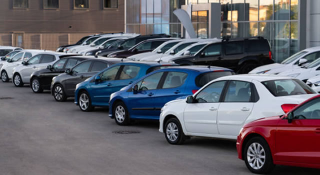 Carros usados en Medellín: el mercado de segunda mano en la Ciudad de la Eterna Primavera