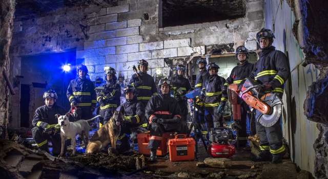 ¿Cómo encuentran a una persona bajo los escombros? Así trabajan los Bomberos de Bogotá