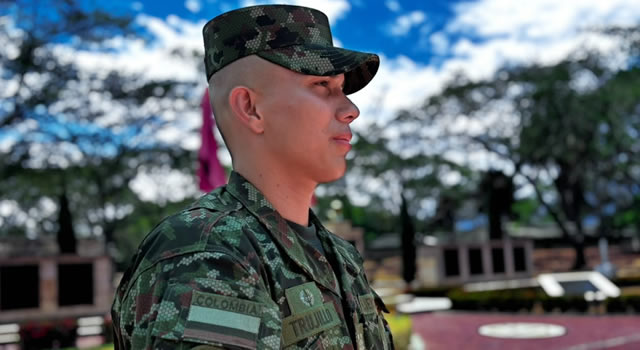 De la Matrícula Cero al primer puesto: el joven huilense que fue el mejor suboficial de su promoción