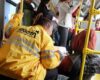 ¿Por qué tantos habitantes de calle están en TransMilenio? Bogotá tomó una decisión