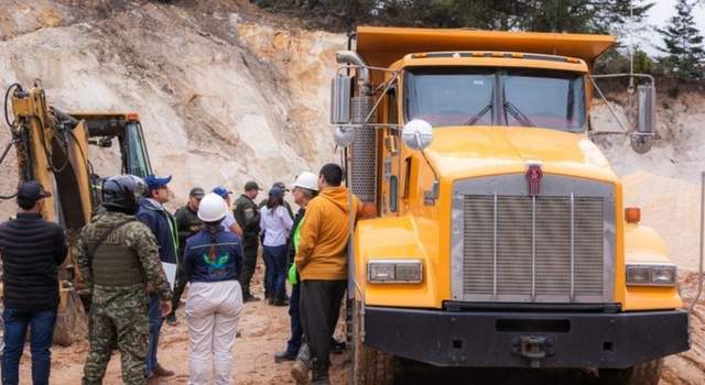 Entraron con Ejército, Fuerza Aérea y Policía: así frenaron una cantera ilegal en Cundinamarca