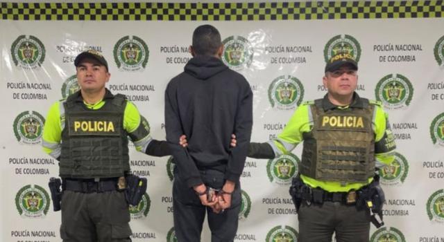VIDEO | Escalofriante hallazgo en la vía al Llano: capturaron a hombre que llevaba dos cuerpos en su carro