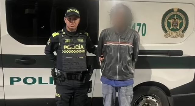 VIDEO | Lo pillaron robando piezas de un bus de TransMilenio: así lo descubrieron